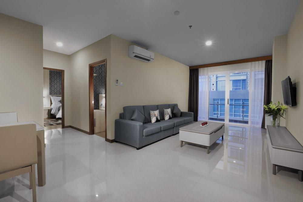 Aston Batam Hotel & Residence Nagoya Exterior photo